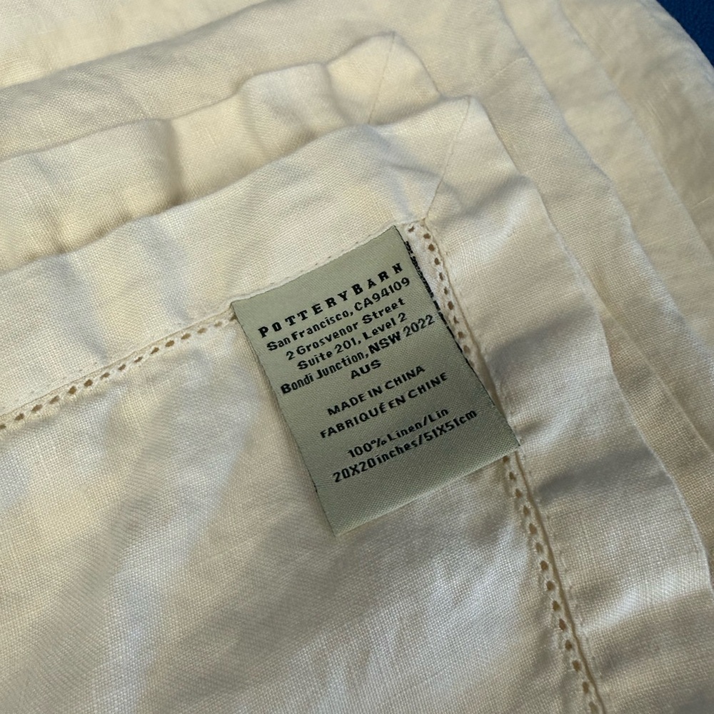 Pottery Barn Cream Linen Napkins with Hemstitch NWT - Picture 3 of 6